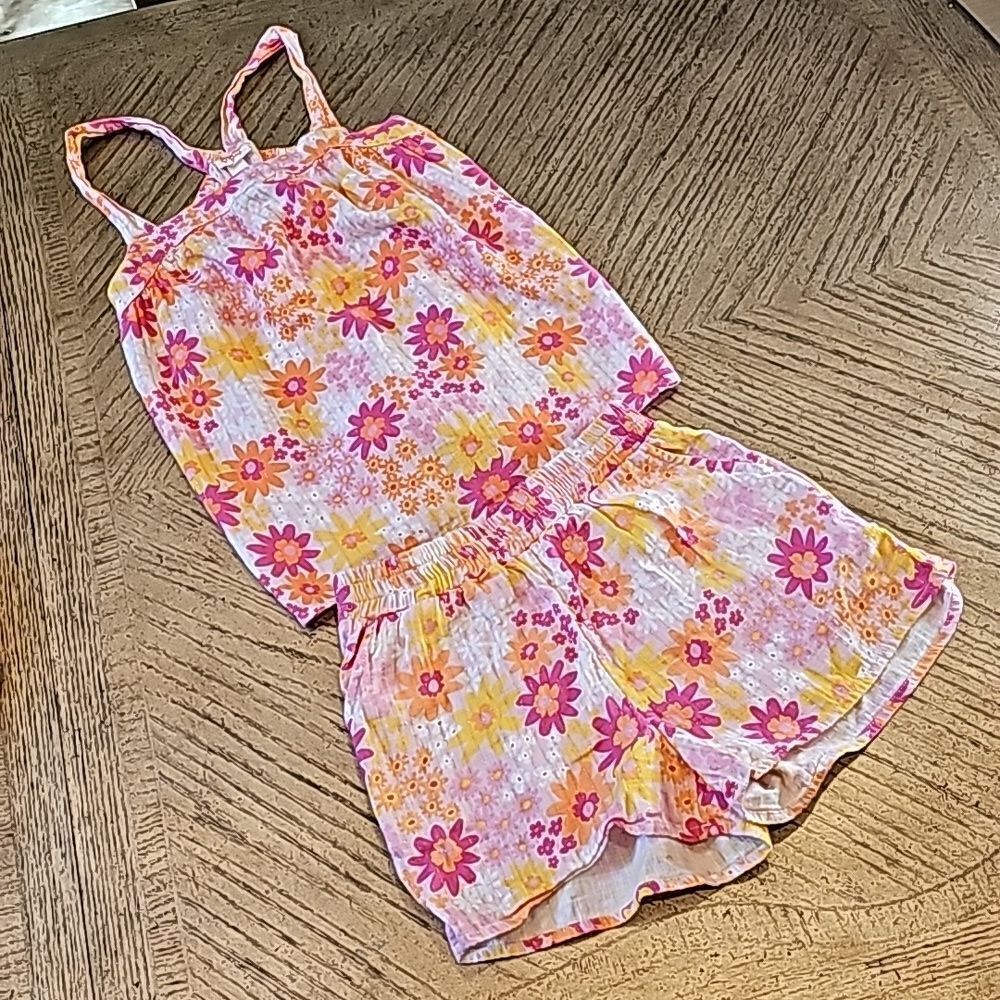 Floral tank and shorts set size L 10/12 new condition
